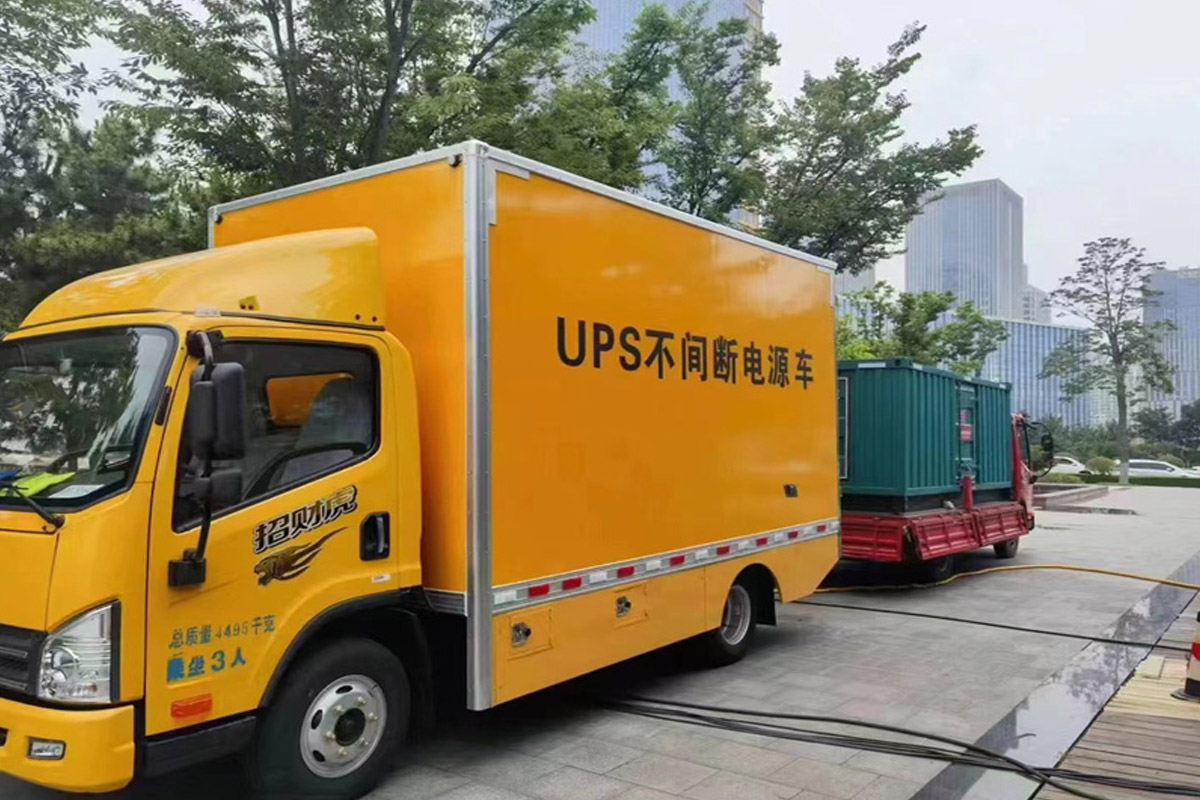吉首发电机租赁施工现场